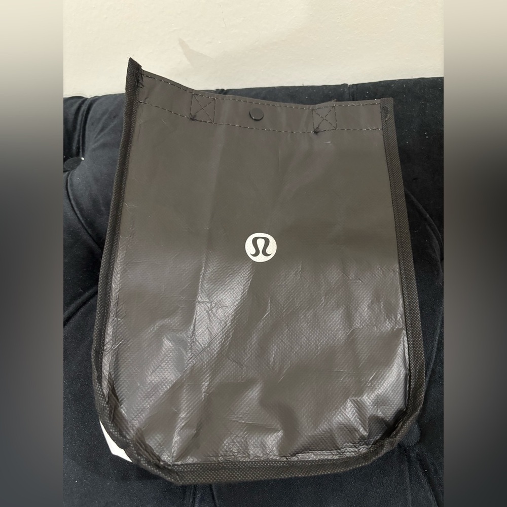 lululemon athletica tote bag